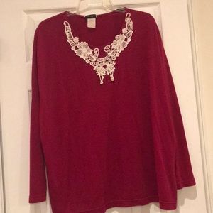 😍Maroon Beauty With Lace Embroidered Neck😍